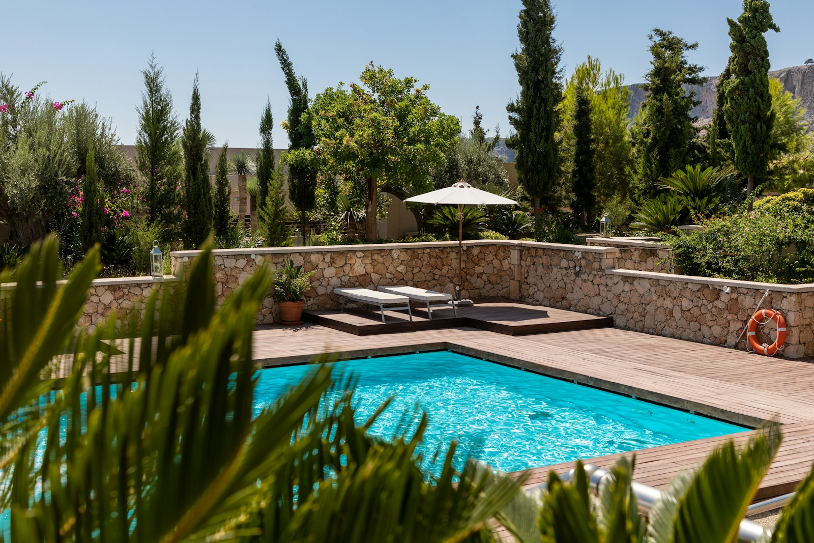 Pool Builder in Bakersfield — Cascade Pools & Spas