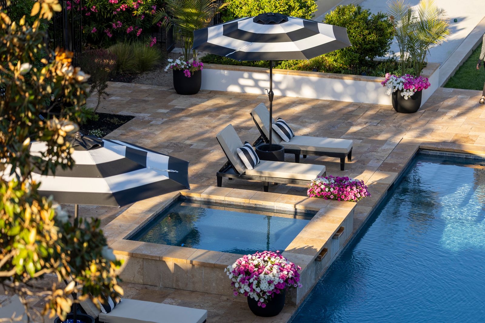 Cascade Pools & Spas — Pool Builder